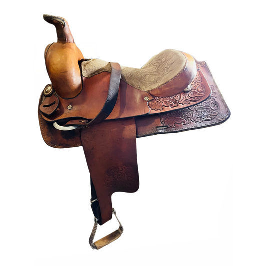 Western Saddle 15”: EUC